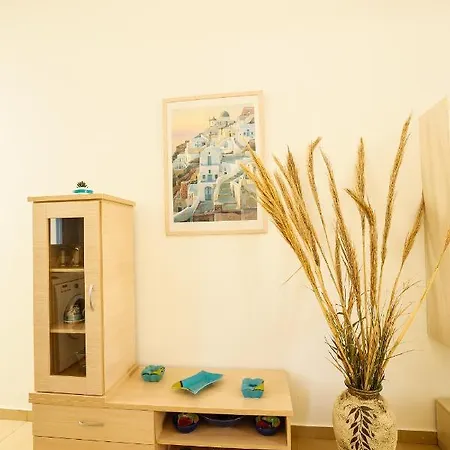 2 Bedrooms 4 Persons Cycladic House By Mps Perissa (Santorini)