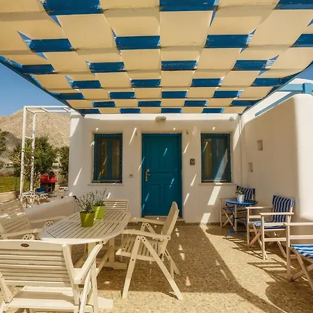 2 Bedrooms 4 Persons Cycladic House By Mps פריסה