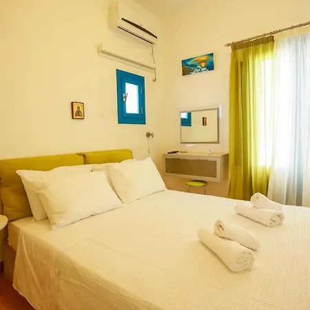 2 Bedrooms 4 Persons Cycladic House By Mps פריסה
