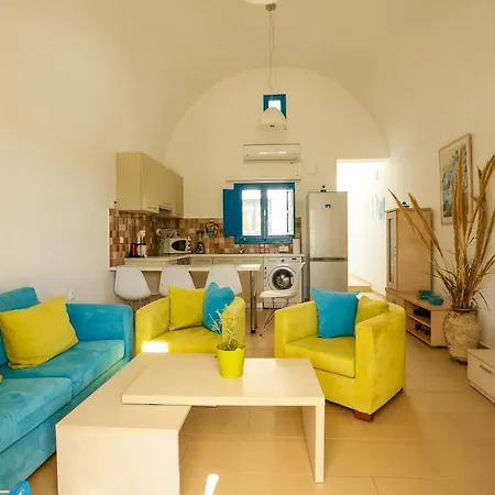 Holiday home 2 Bedrooms 4 Persons Cycladic House By Mps *
