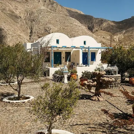 2 Bedrooms 4 Persons Cycladic House By Mps * Perissa (Santorini)
