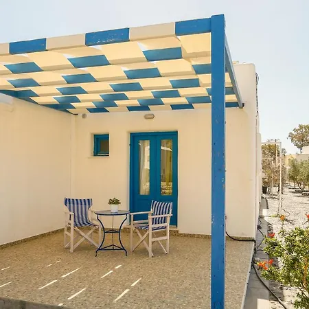 2 Bedrooms 4 Persons Cycladic House By Mps Perissa (Santorini)